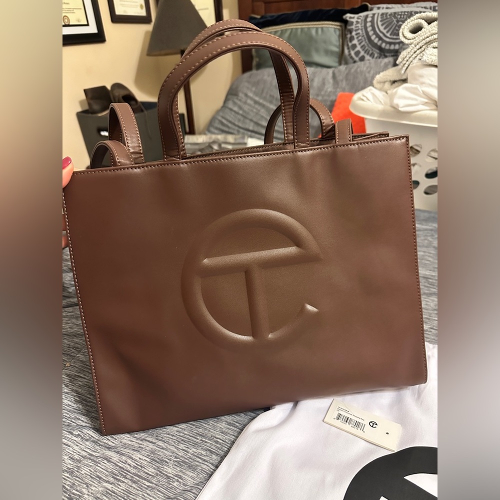 Chocolate Telfar Medium Shopping Bag